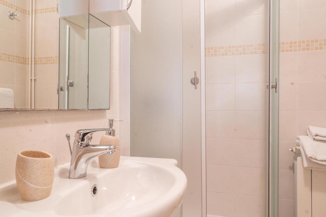 Rooms Ljubica เซรส ภายนอก รูปภาพ