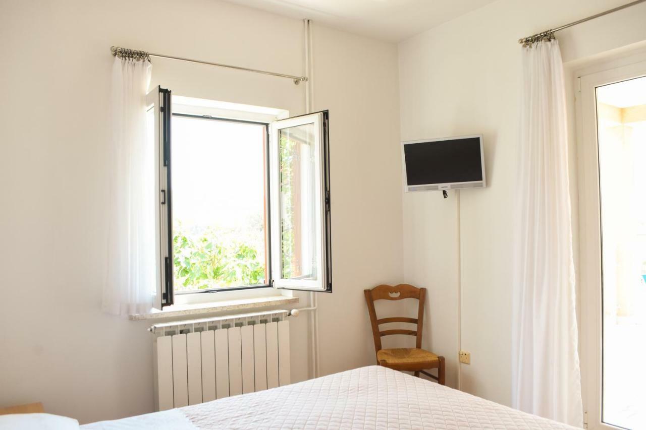 Rooms Ljubica เซรส ภายนอก รูปภาพ