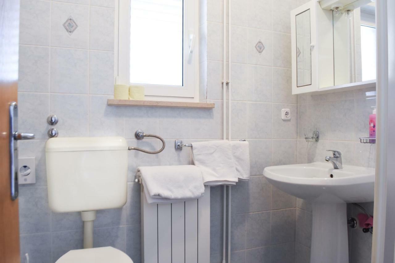 Rooms Ljubica เซรส ภายนอก รูปภาพ